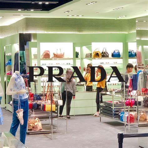 belpoggio villa to prada outlet mall|prada outlet.